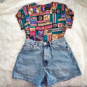 Requirements Vintage Patterned Colorful Tee